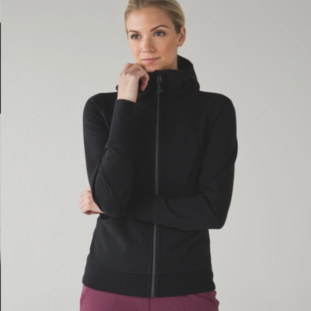 lululemon Scuba Zip Hoodie in cotton fleece. Best seller!